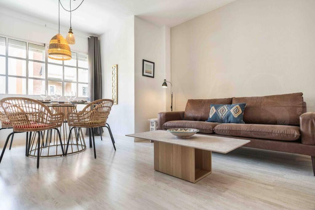 Spacious & Authentic Apartment By Rems Málaga Kültér fotó