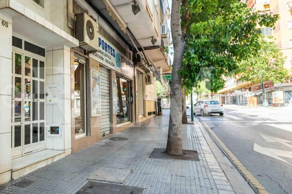 Spacious & Authentic Apartment By Rems Málaga Kültér fotó